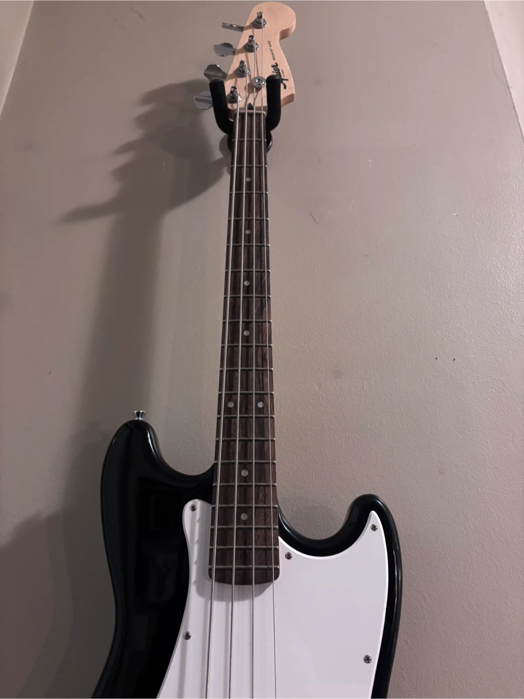 Squier by Fender Bronco Bass Guitar - Black - photo 2