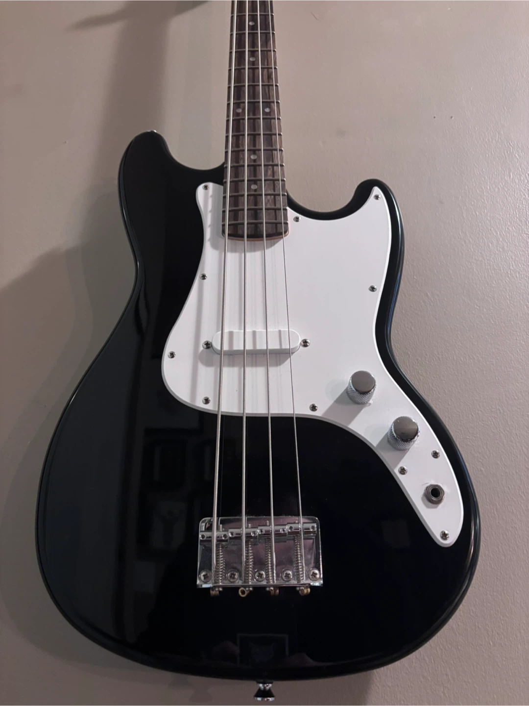Squier by Fender Bronco Bass Guitar - Black - photo 3
