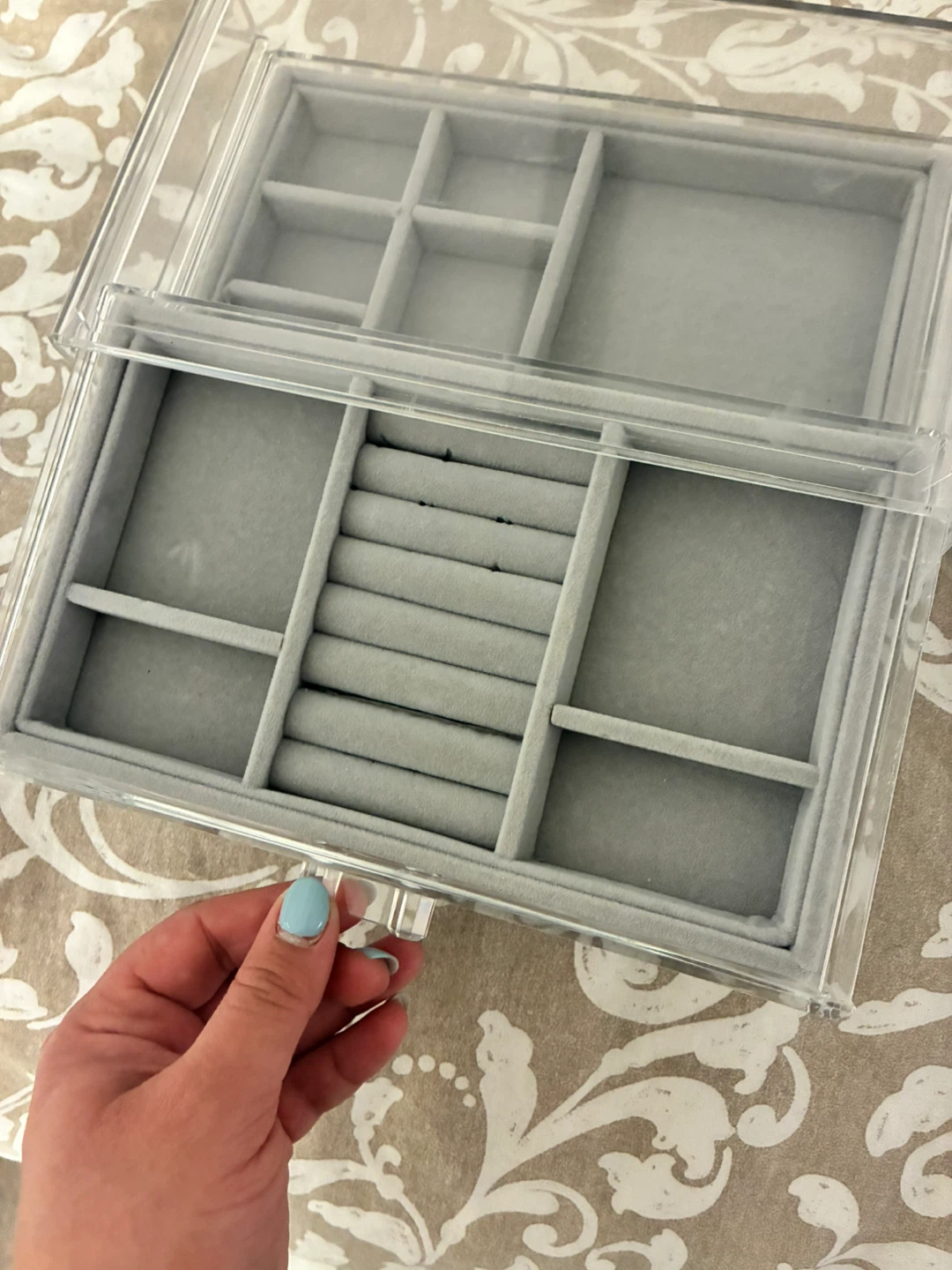 Acrylic Jewellery Box - photo 4