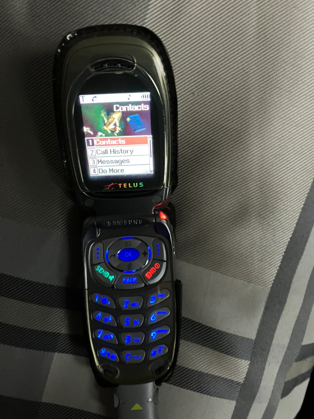 Samsung SCH-A670 cell phone - photo 2