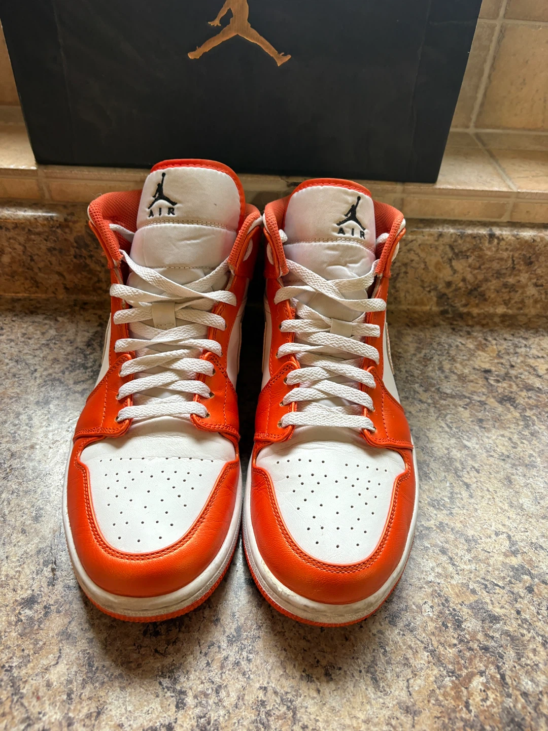 Air Jordan 1 Mid SE Orange White - photo 4