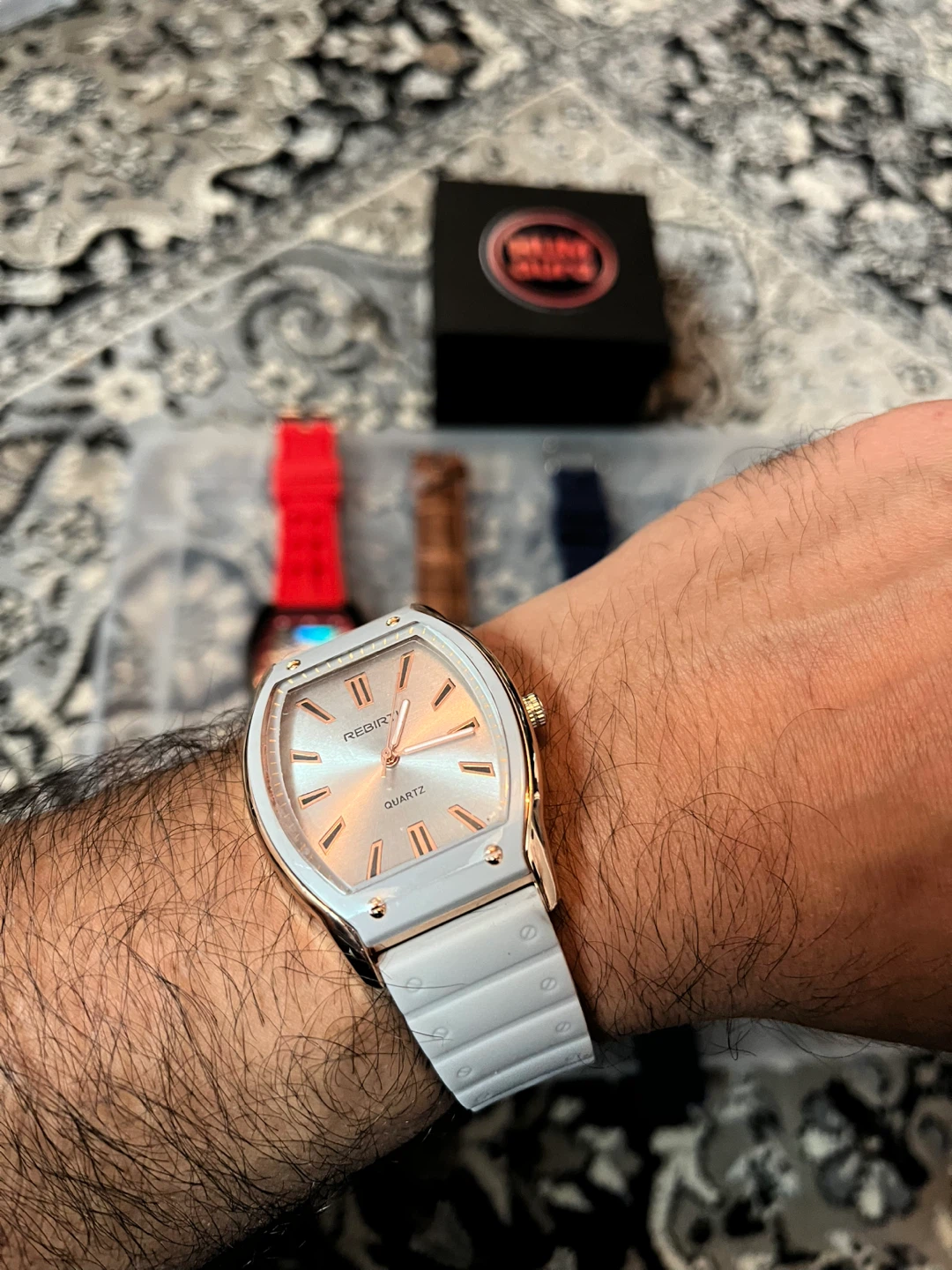 REGIR Quartz Watch with Extra Straps - photo 2