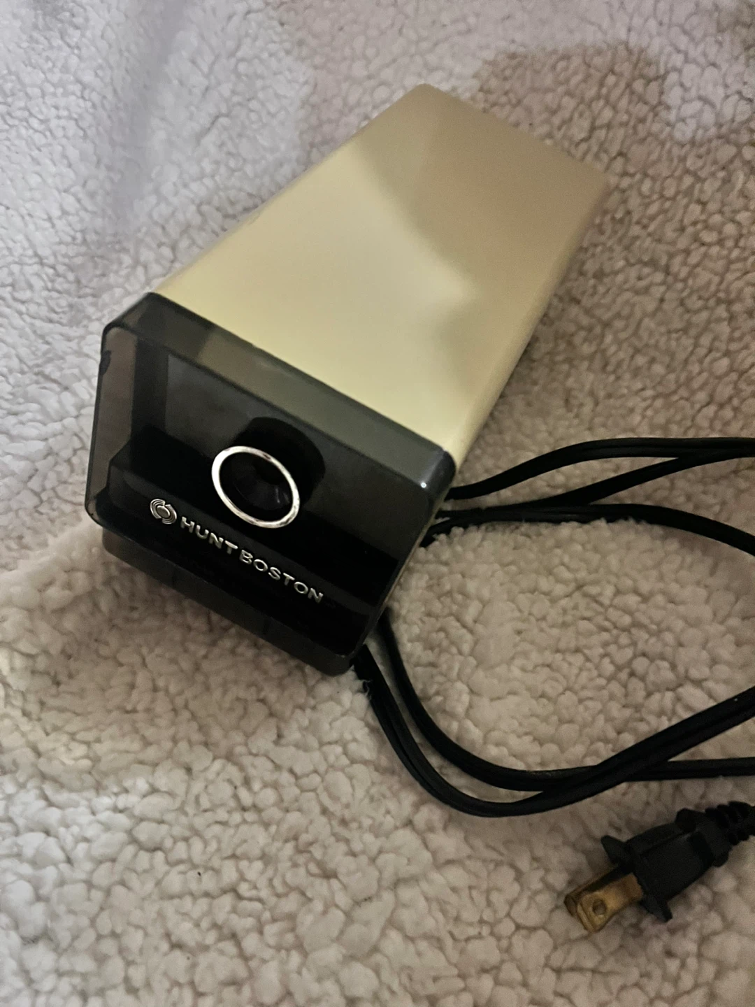 Hunt Boston Model 17  Electric Pencil Sharpener - photo 3