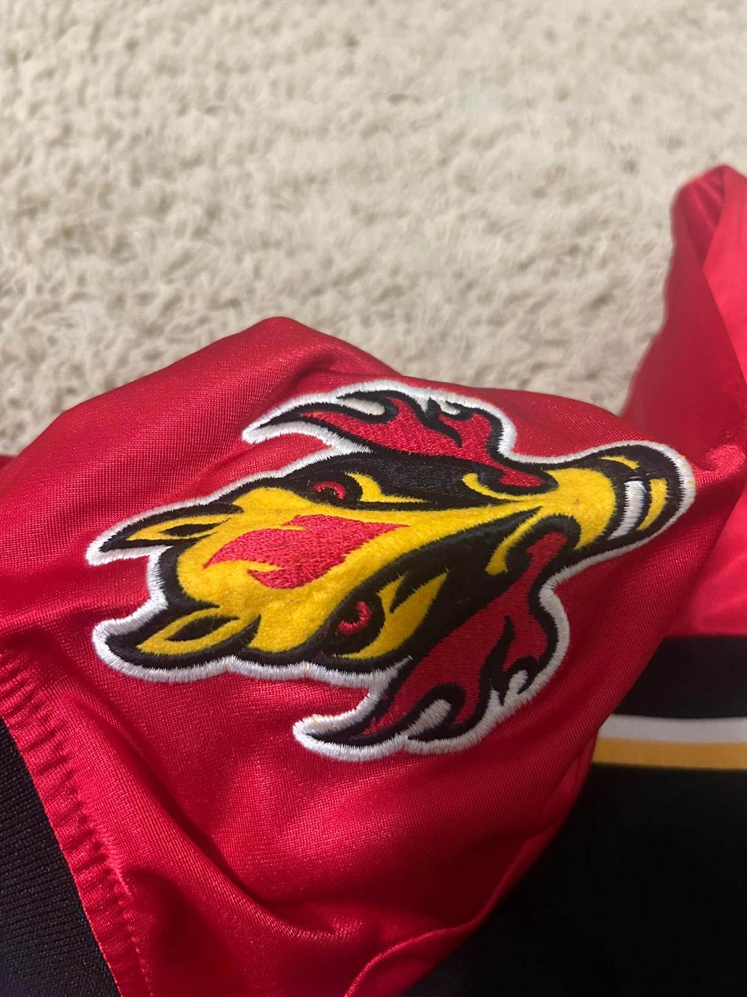 CCM Calgary Flames NHL Hockey Jersey Women's Medium - photo 3