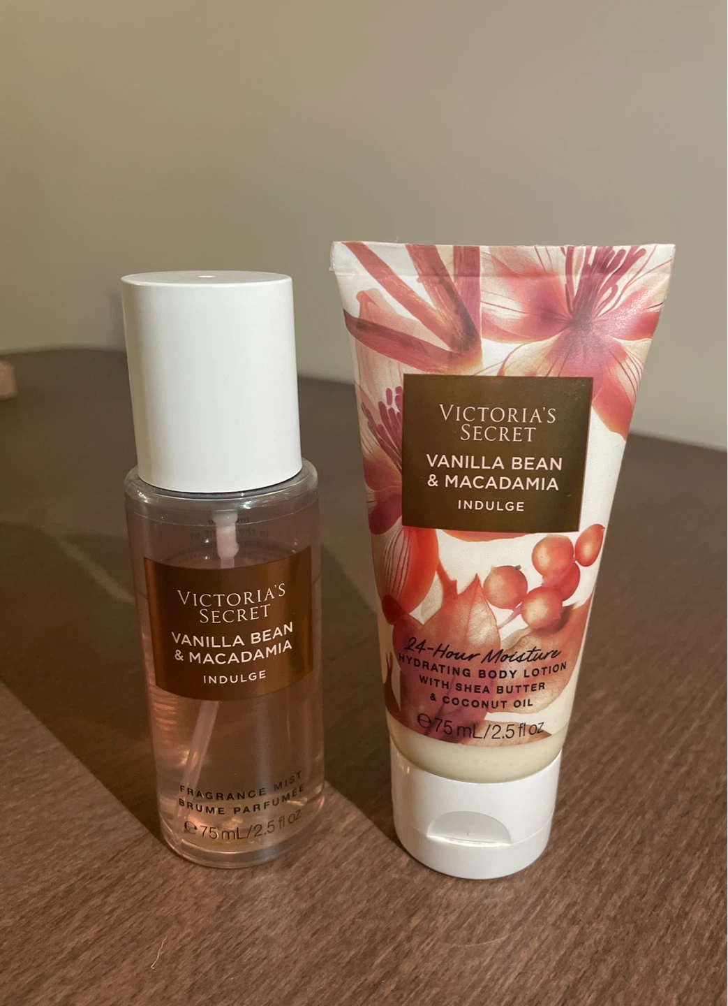 Victoria's Secret Vanilla Bean & Macadamia Set