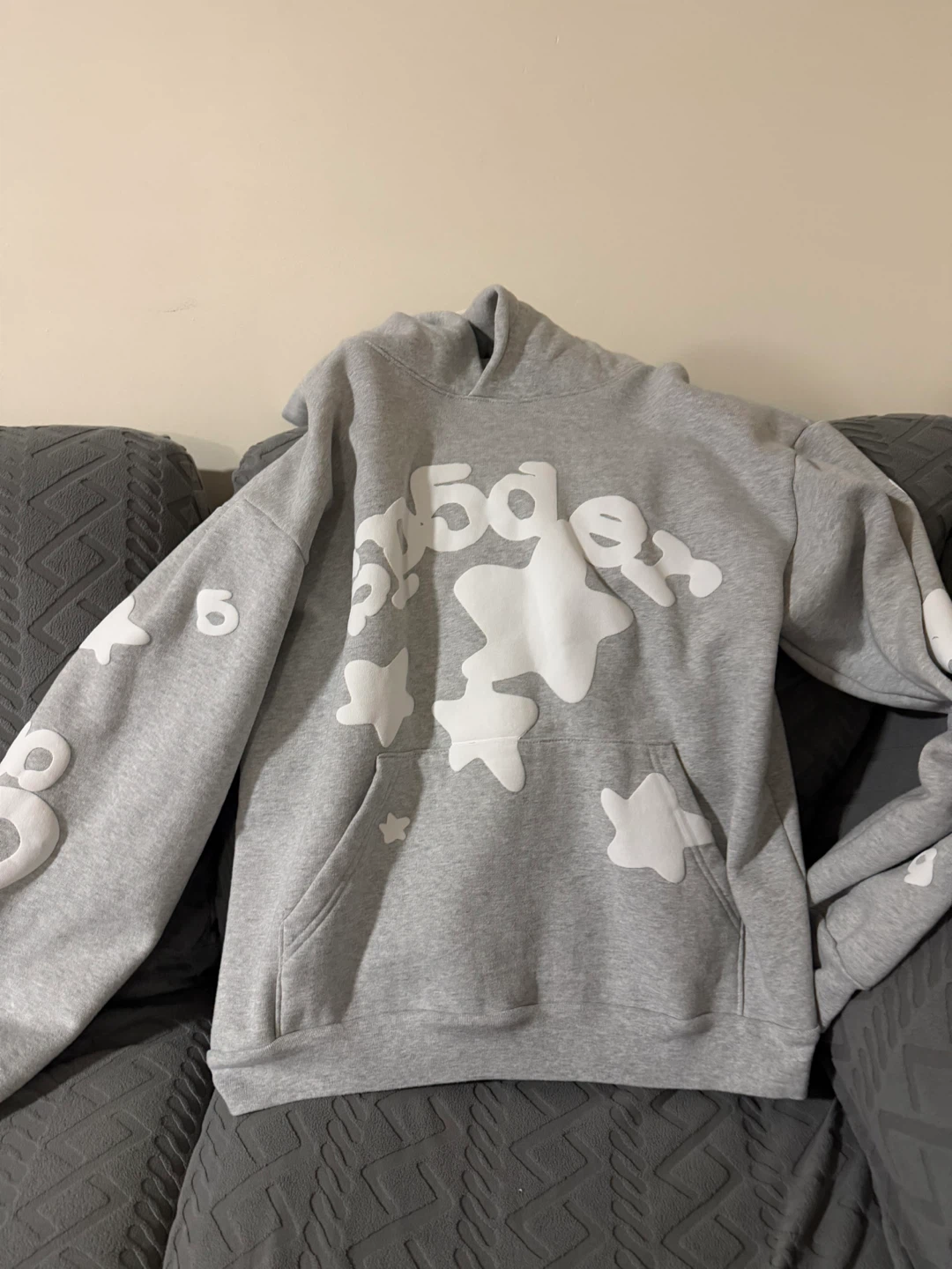 Grey spider hoodie sized medium