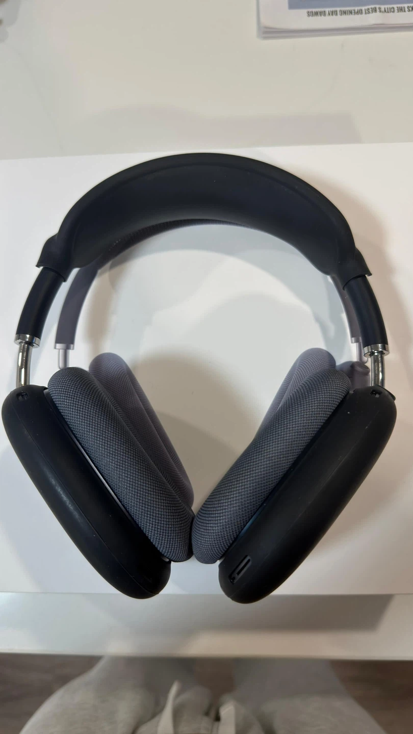 Apple AirPods Max Headphones - photo 2