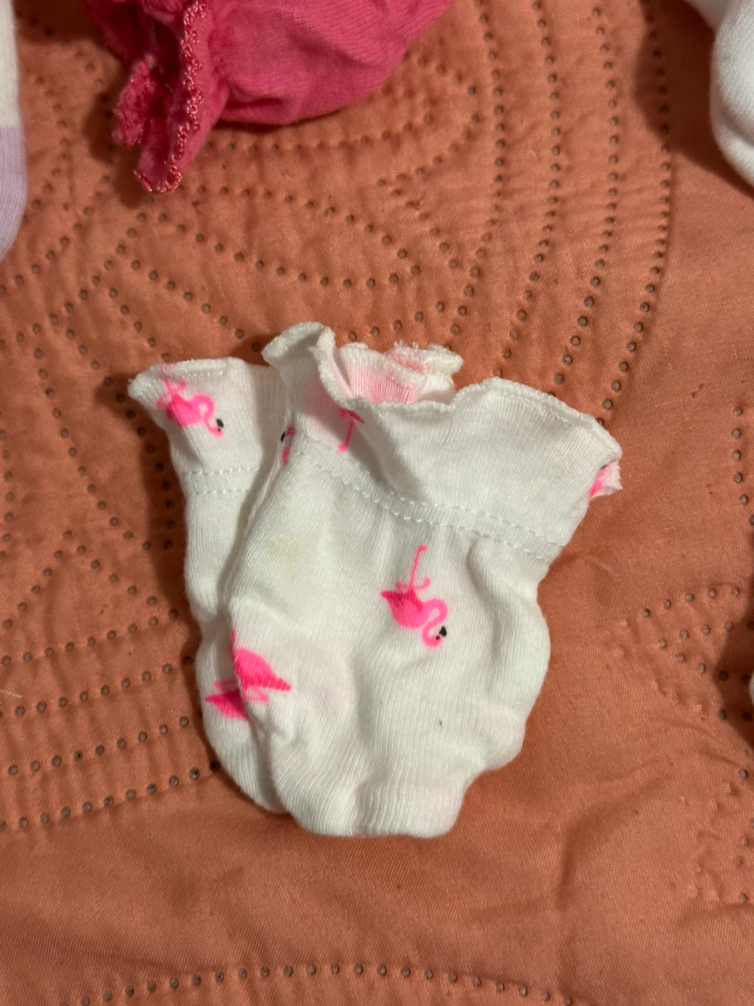 Baby Socks and Mittens Lot - photo 3