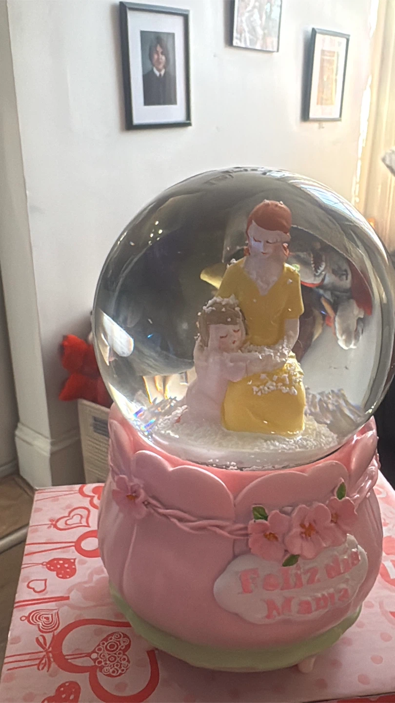 Mother's Love Eternal Snow Globe - photo 5
