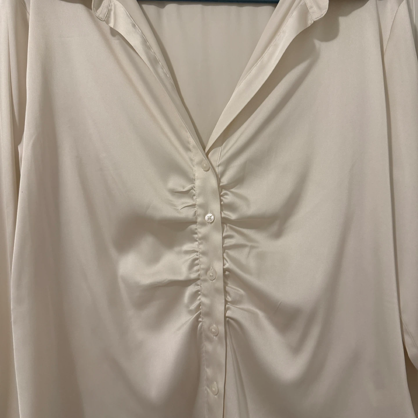 Babaton Leiko satin blouse XL - photo 2