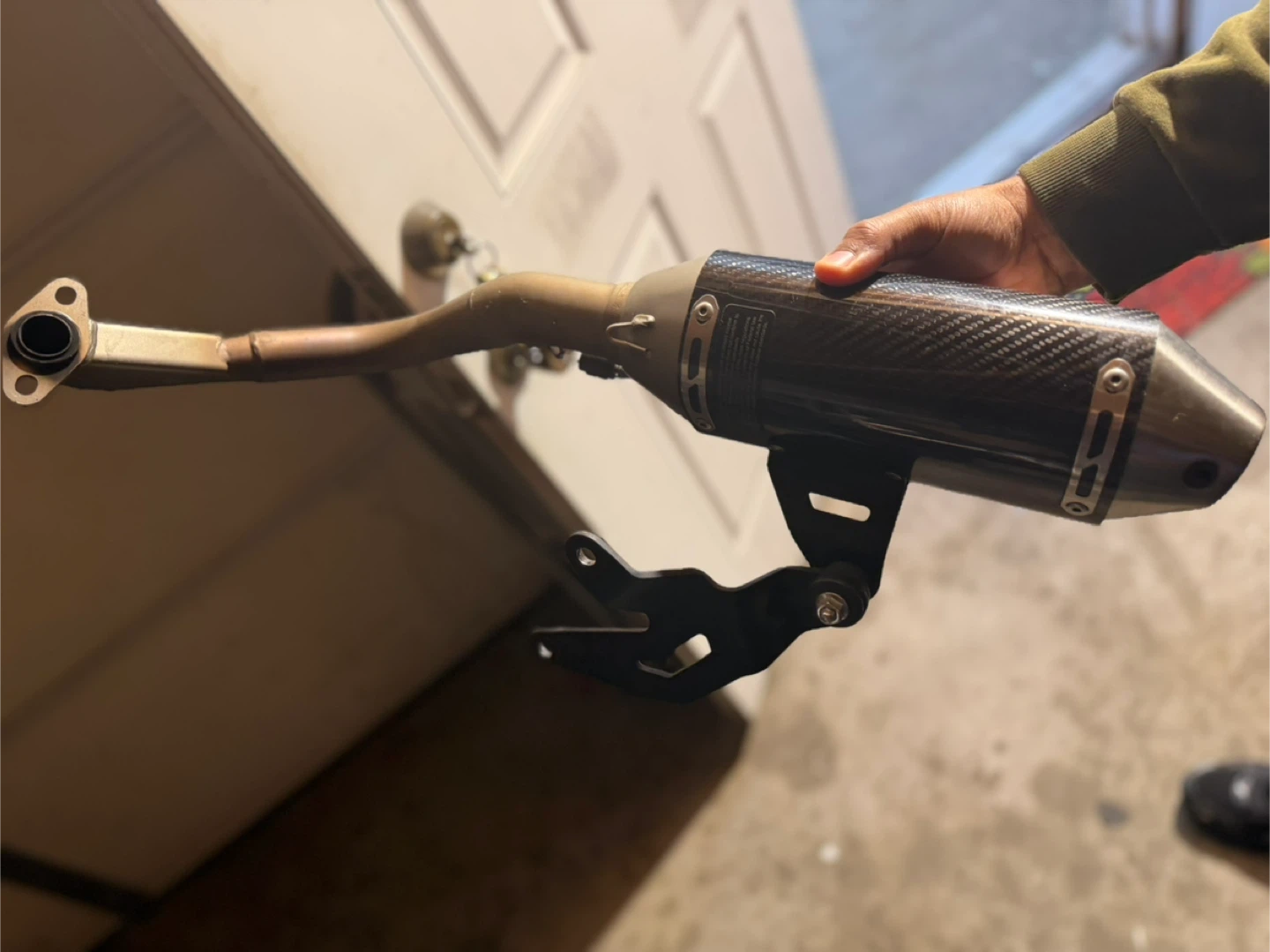 Yoshimura USA Carbon Fiber Motorcycle Exhaust - photo 2