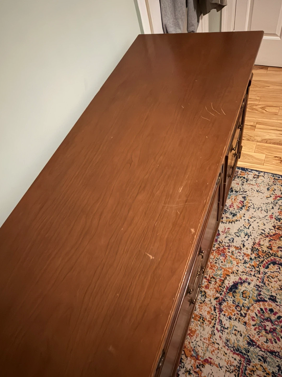 Vintage 9-Drawer Wooden Dresser - photo 4
