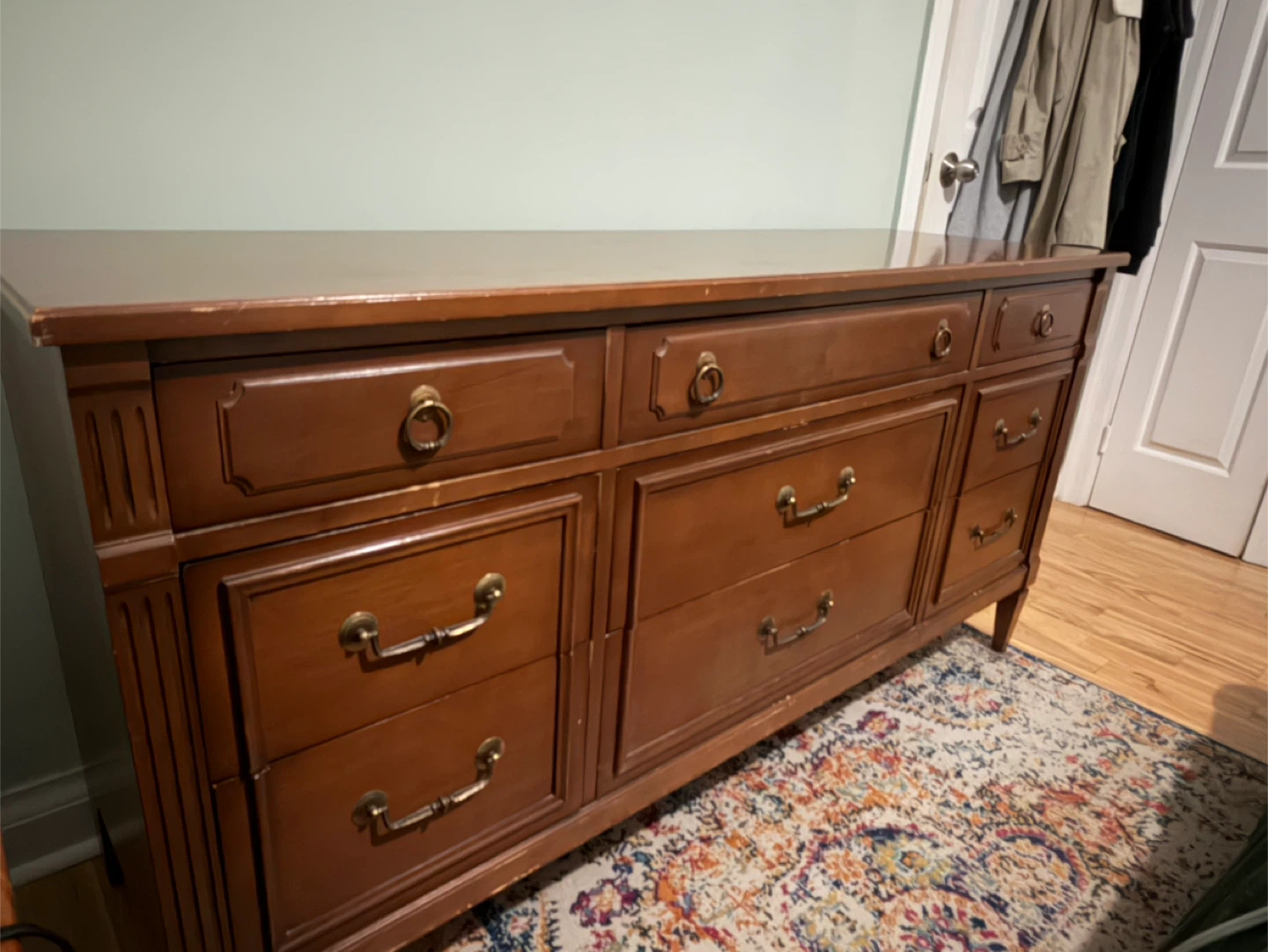 Vintage 9-Drawer Wooden Dresser - photo 2