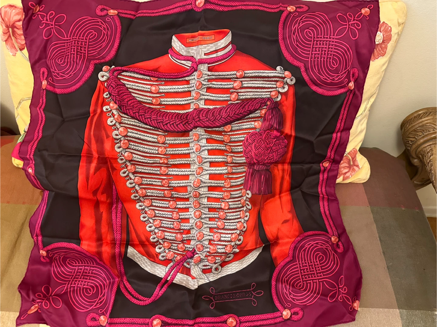 Authentic Hermès "Brandebourg" silk scarf - photo 3