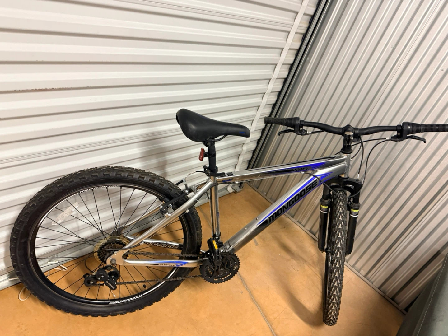 Mongoose Mountain Bike - photo 5