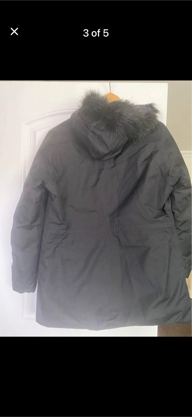 The North Face Women's XL Black Parka Jacket - photo 2