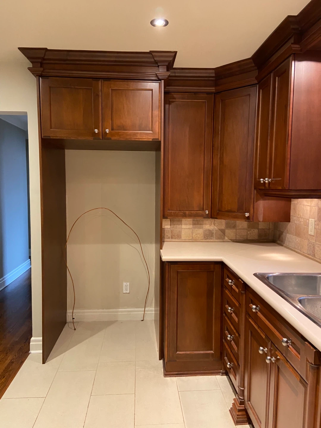 Custom Maple Wood Kitchen - photo 2