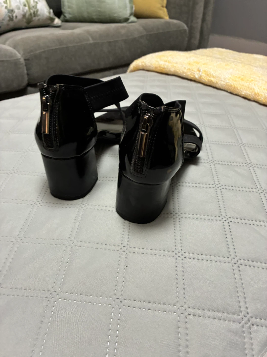 Bandolino Black Block Heel Sandals leather - photo 3