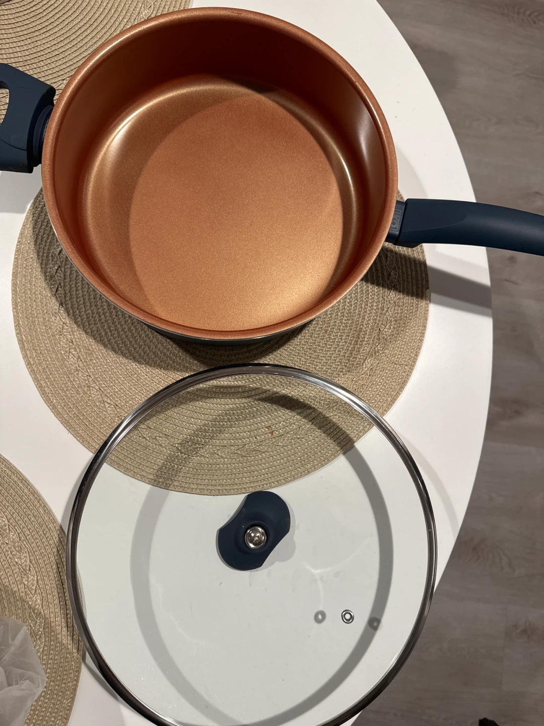 Non-Stick Pot with Lid