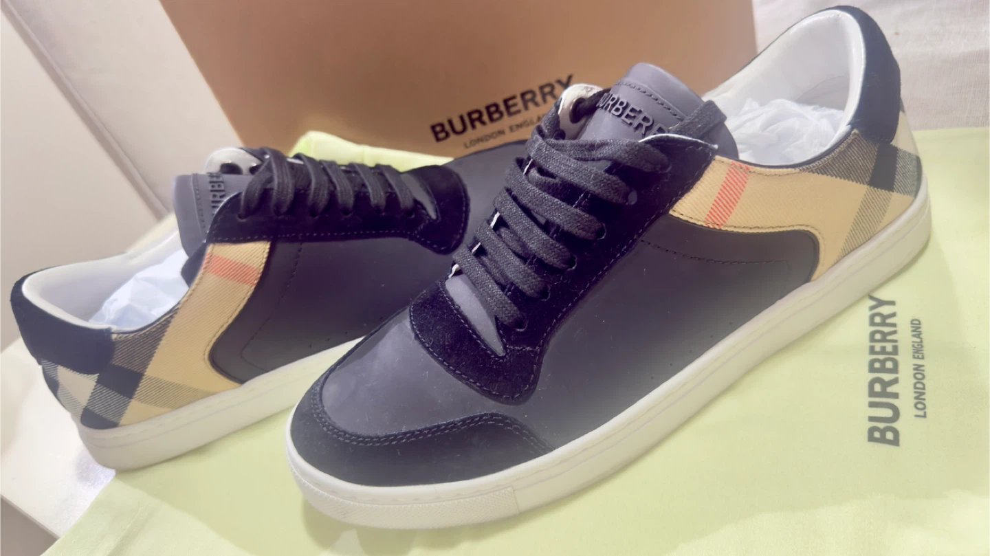 Burberry London England Low Top Sneakers - photo 3