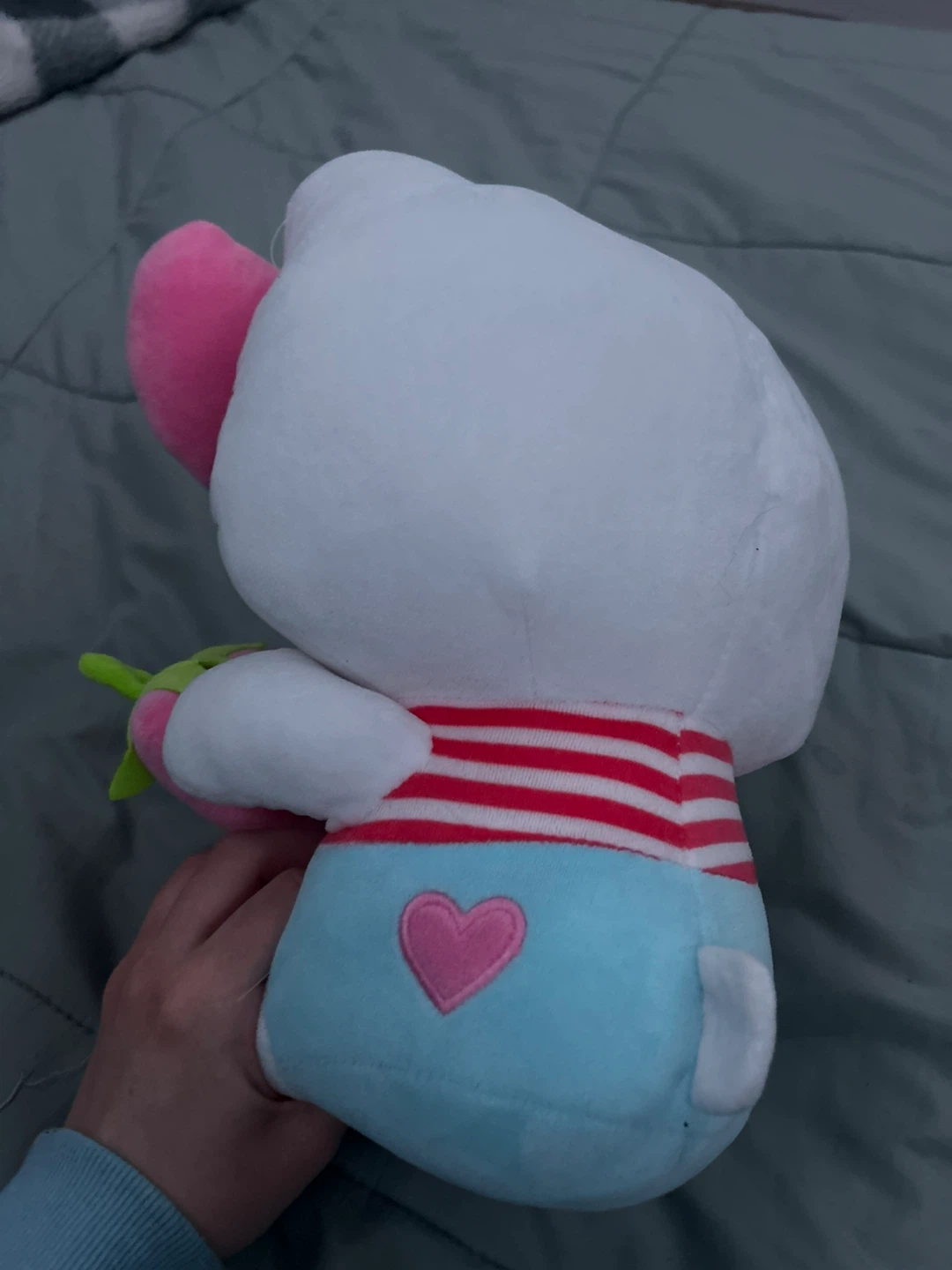 Hello Kitty Plush Toy with Strawberry - photo 4