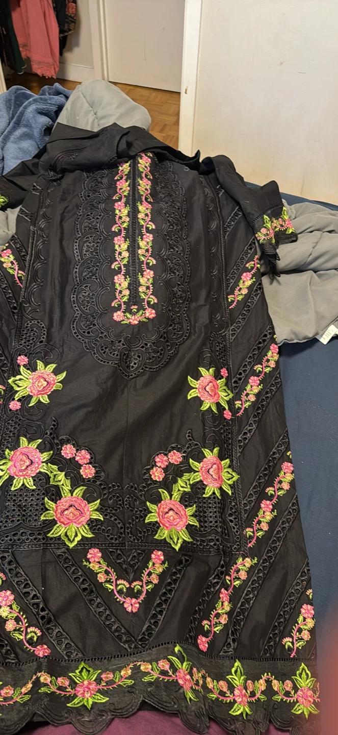 Black Embroidered Kurti with Dupatta - photo 5