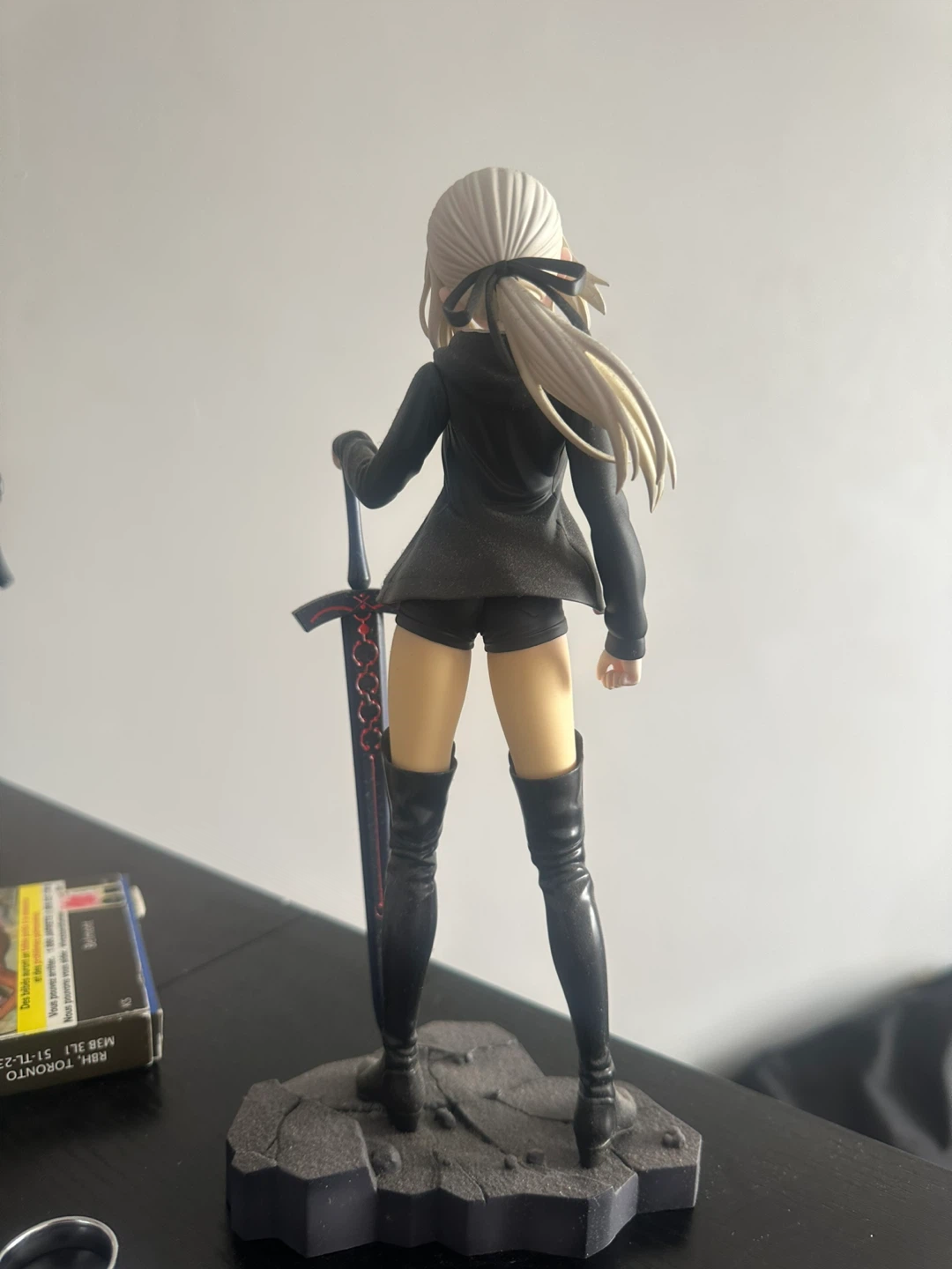 Fate/Grand Order Saber Alter Figure - photo 3
