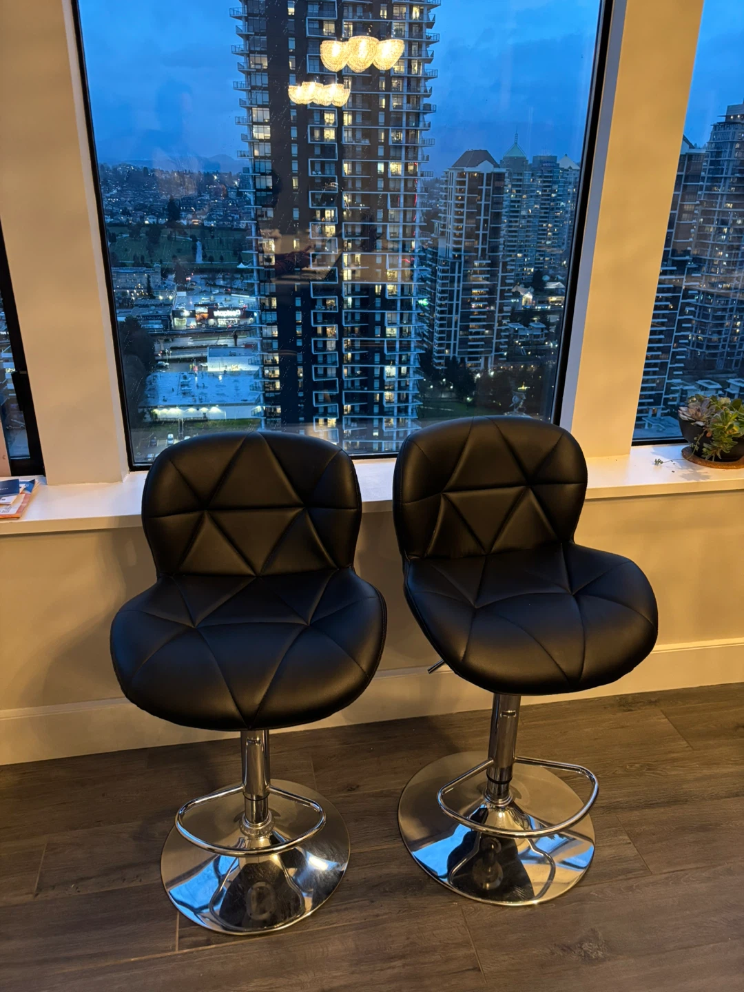 Mercer41 Cierra Swivel Adjustable Height Bar Stool - Black