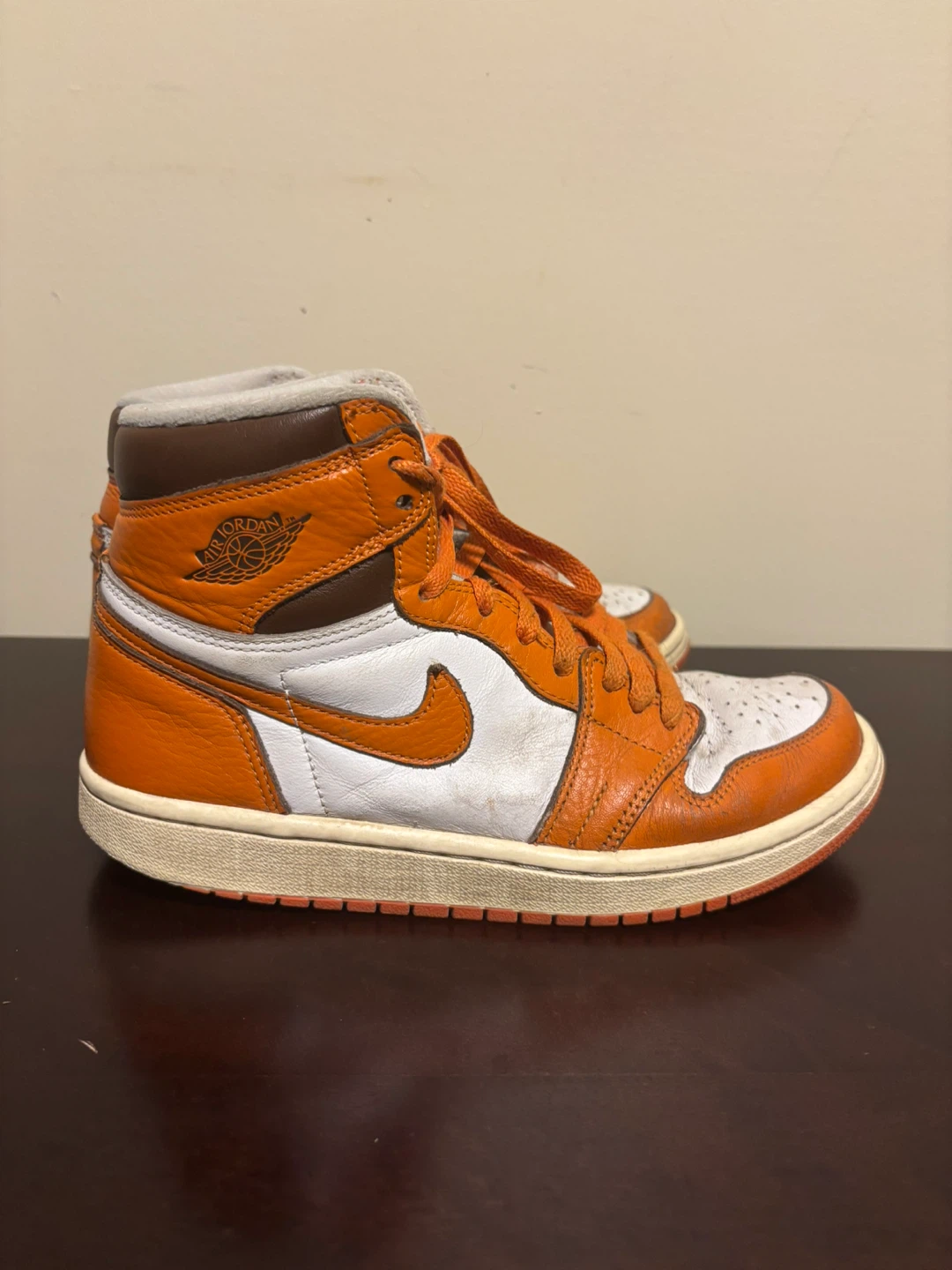 Jordan 1 starfish women’s size 7.5