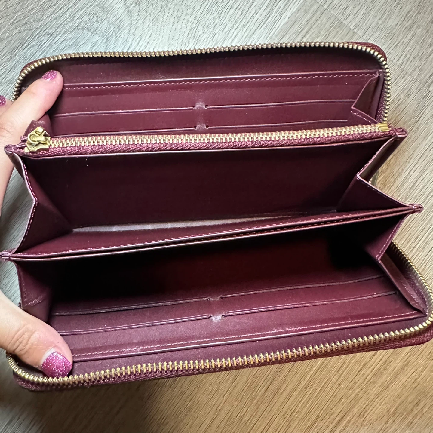 LOUIS VUITTON Amarante Vernis Zippy Long Wallet - photo 5