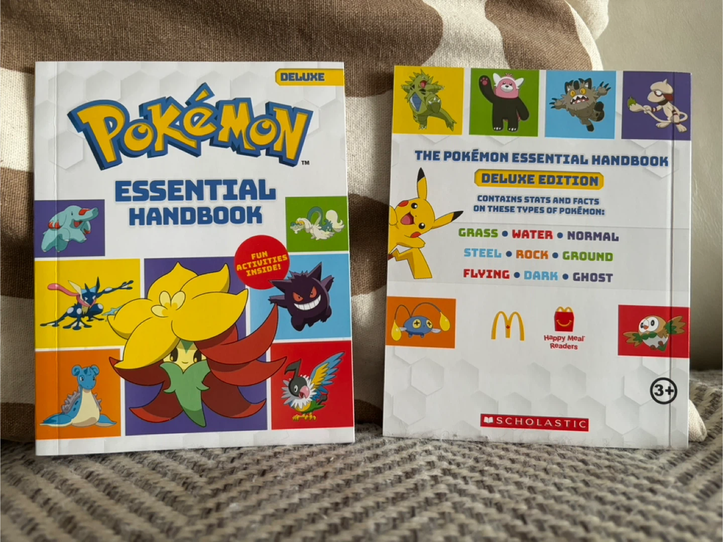 Pokémon Essential Handbook Deluxe Edition
