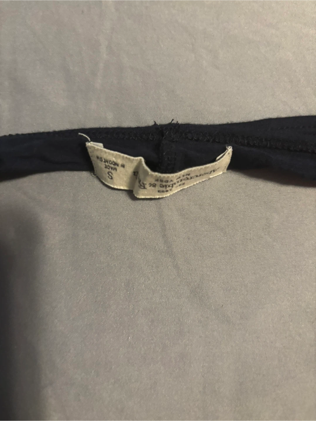 Abercrombie & Fitch Women's Size S Navy Blue Top - photo 2