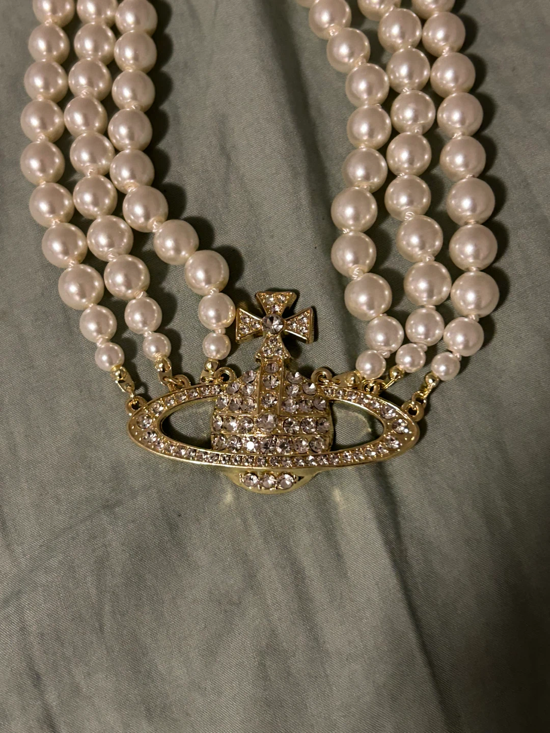 Vivienne Westwood high neck Three Row Pearl Orb Necklace - photo 2