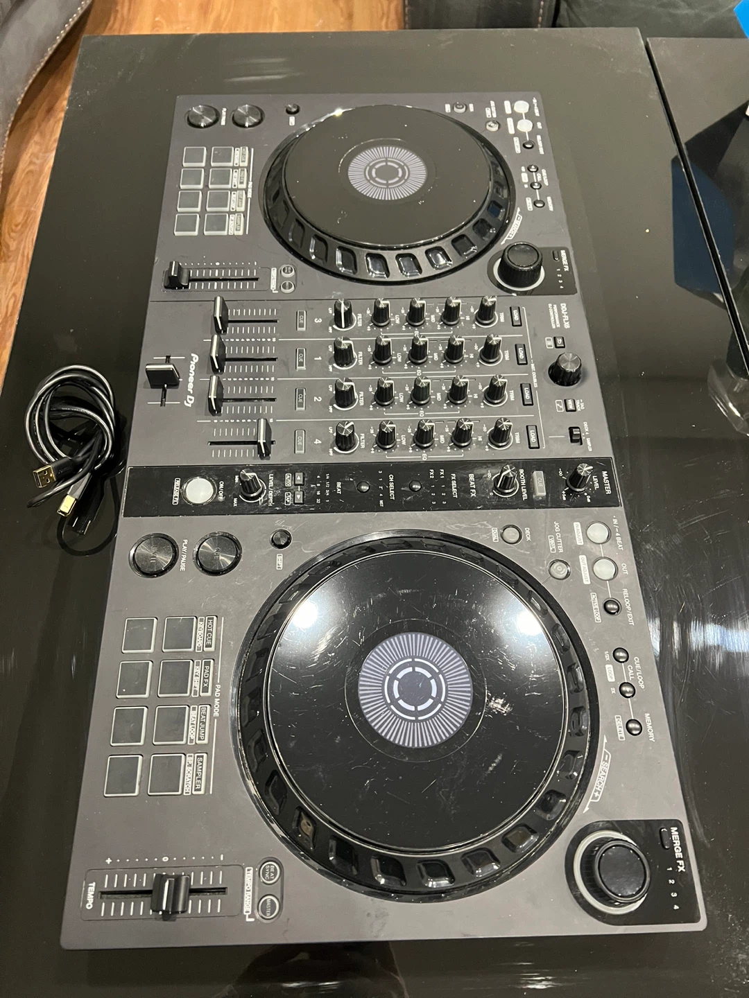 Pioneer DDJ-FLX6 DJ Controller - photo 2