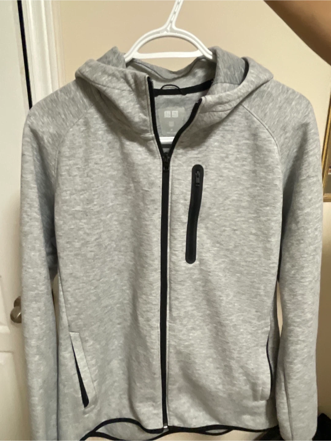 Uniqlo Grey Full Zip Hoodie Size M
