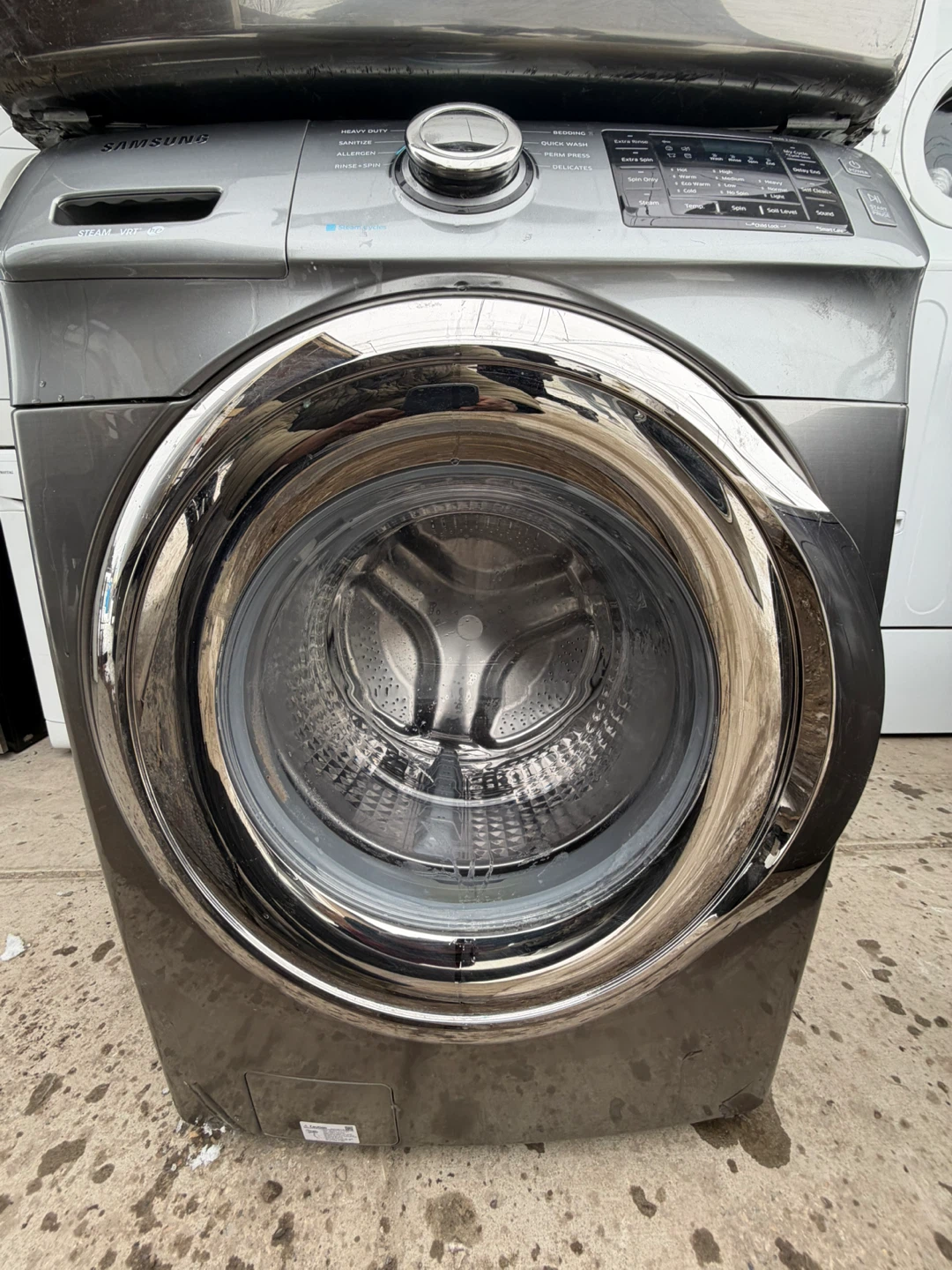 Samsung Front Load Washer - photo 2