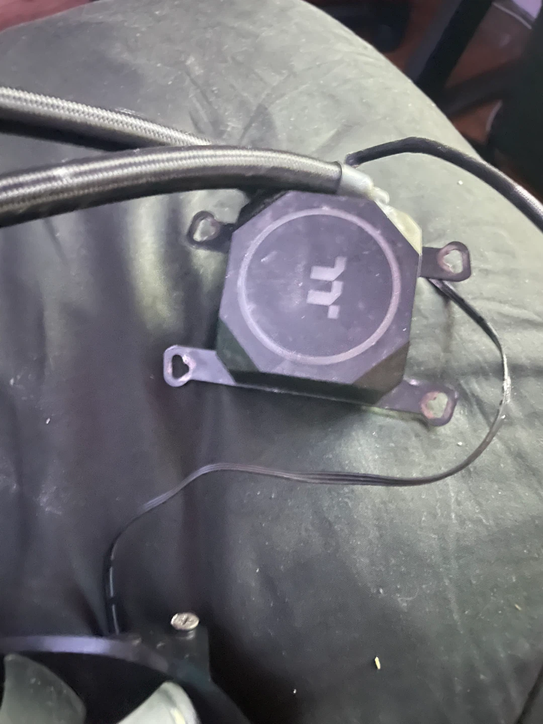 Thermaltake Water 3.0 Riing RGB AIO CPU Cooler - photo 3