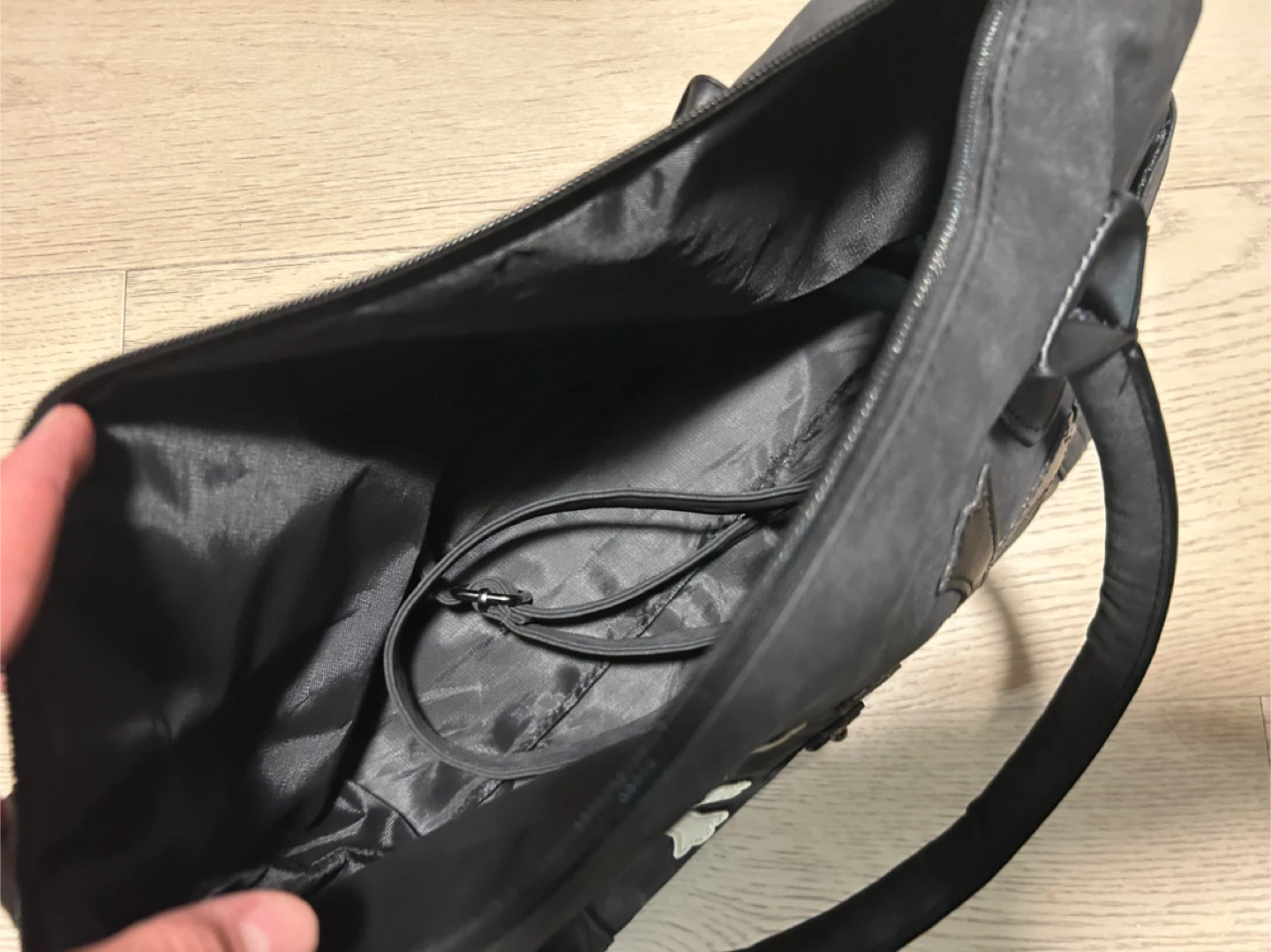 Black chrome hearts Cross Embellished Duffel Bag - photo 4