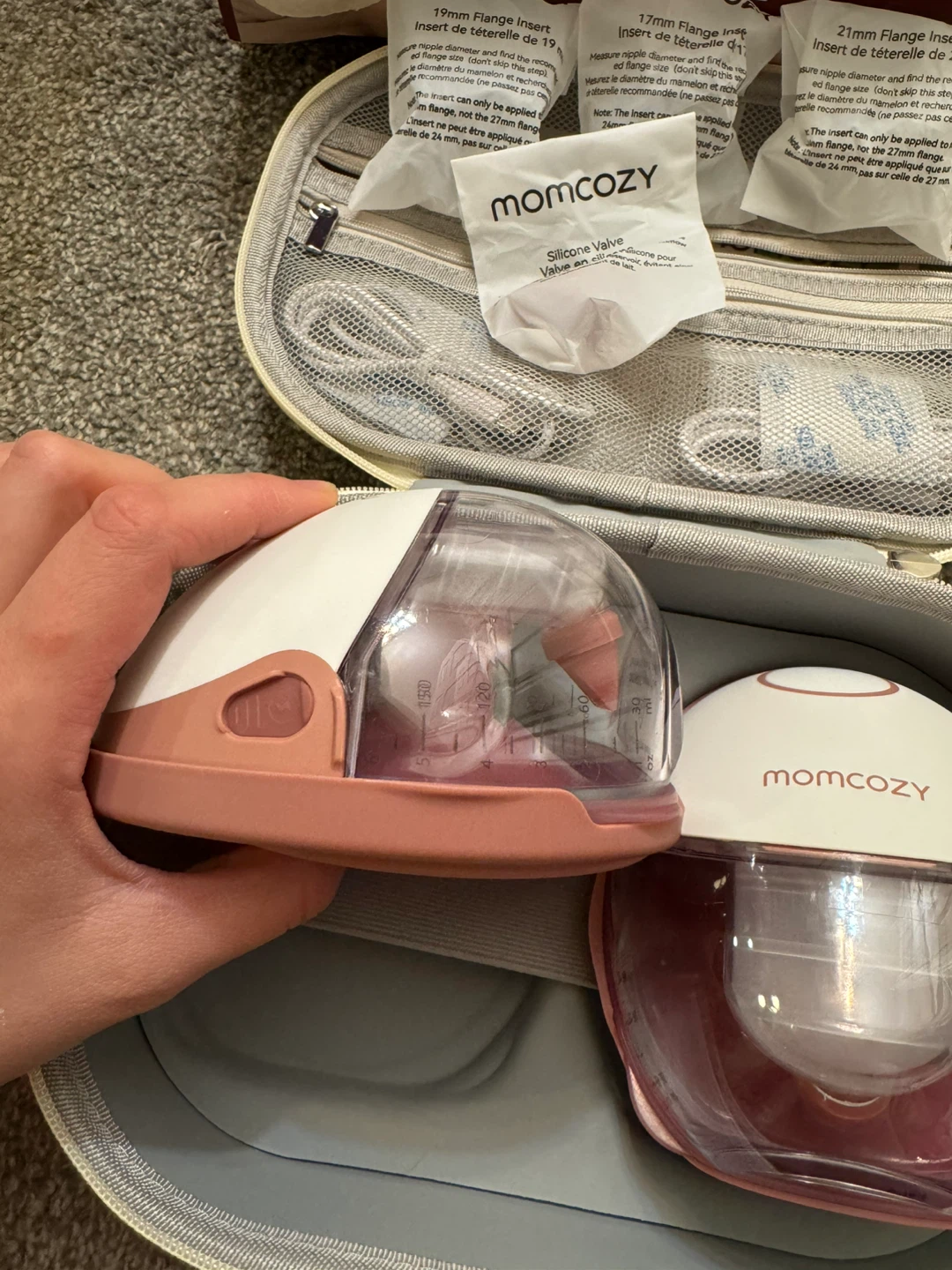 Momcozy Mobile Style Hands-Free Breast Pumps - photo 3