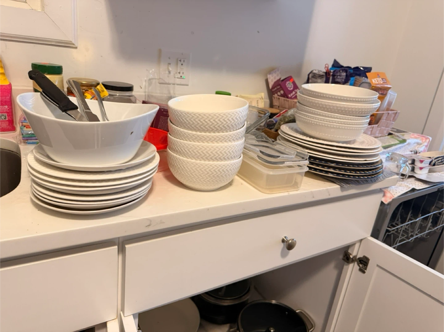 Assorted Kitchenware and Cookware Set - photo 5
