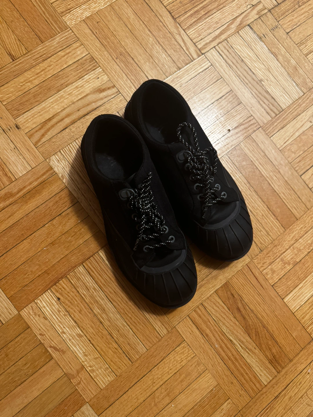 Black Sneakers