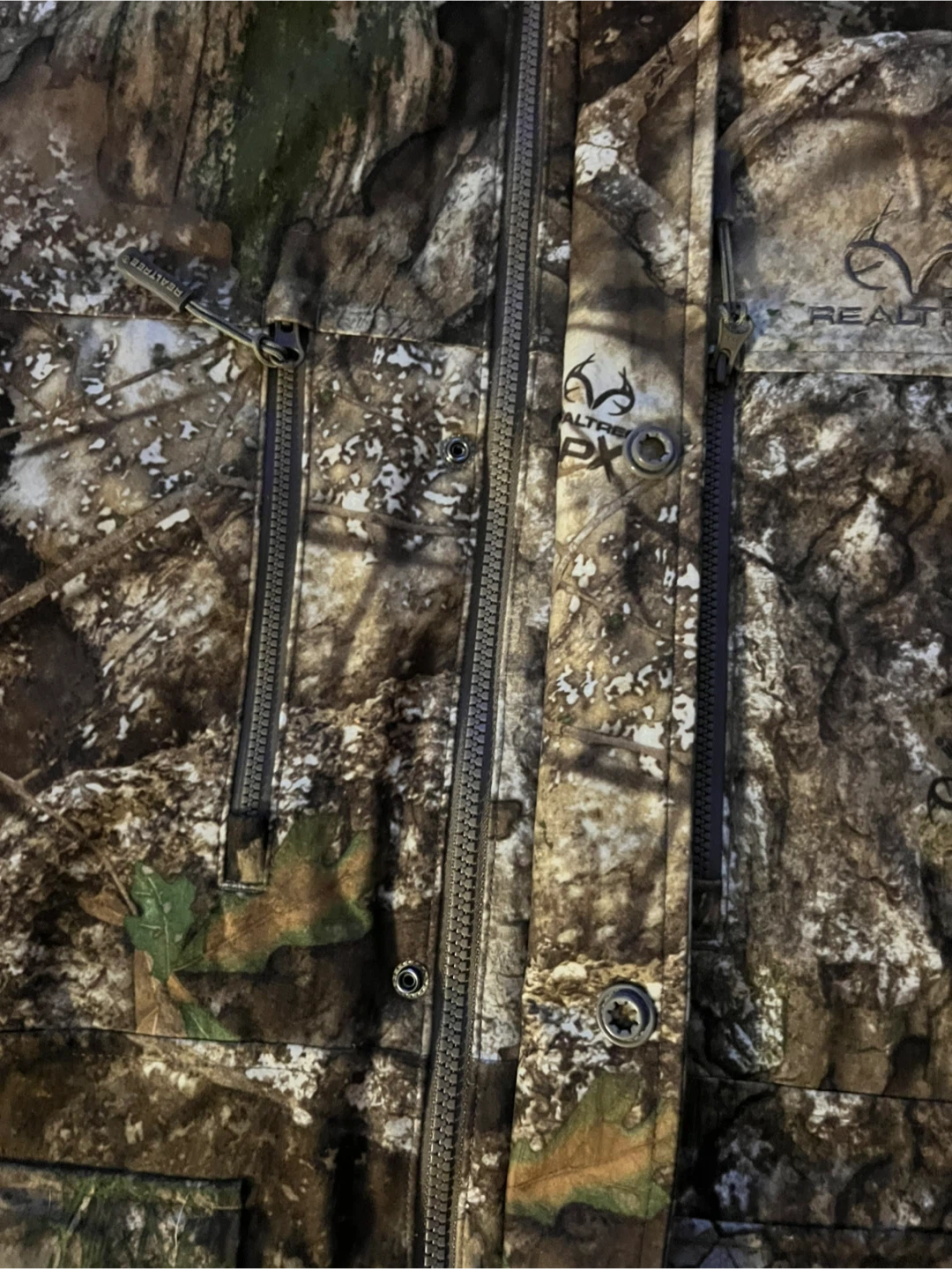 Realtree Camo Jacket with Hood - photo 4