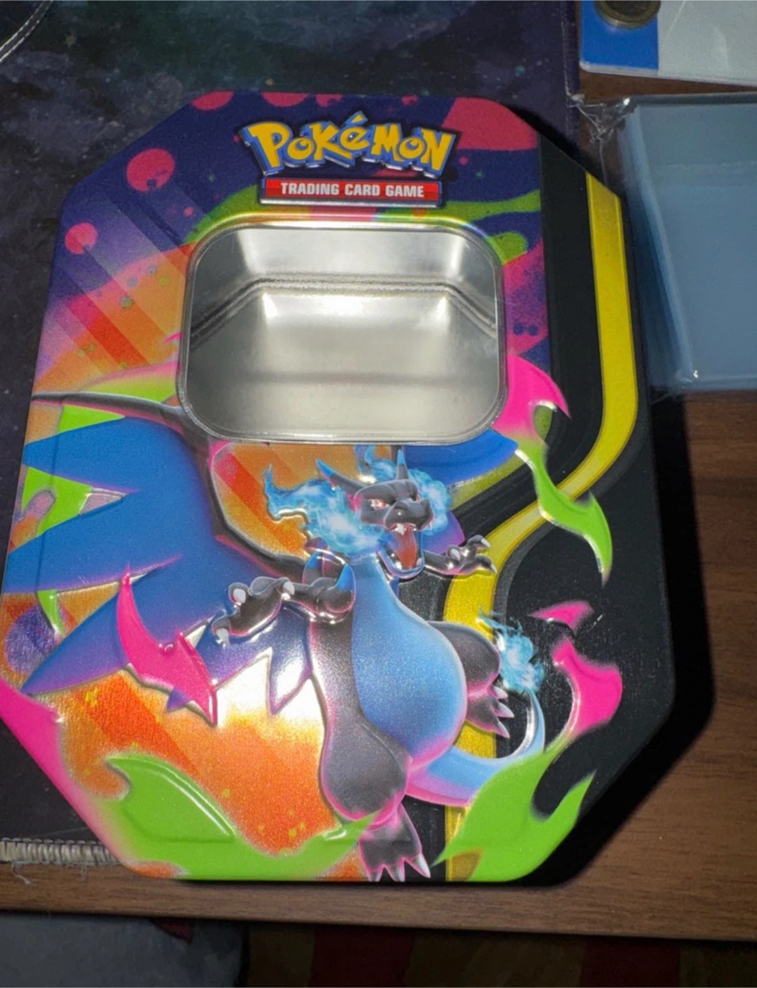 Pokemon Cards with tin - photo 3