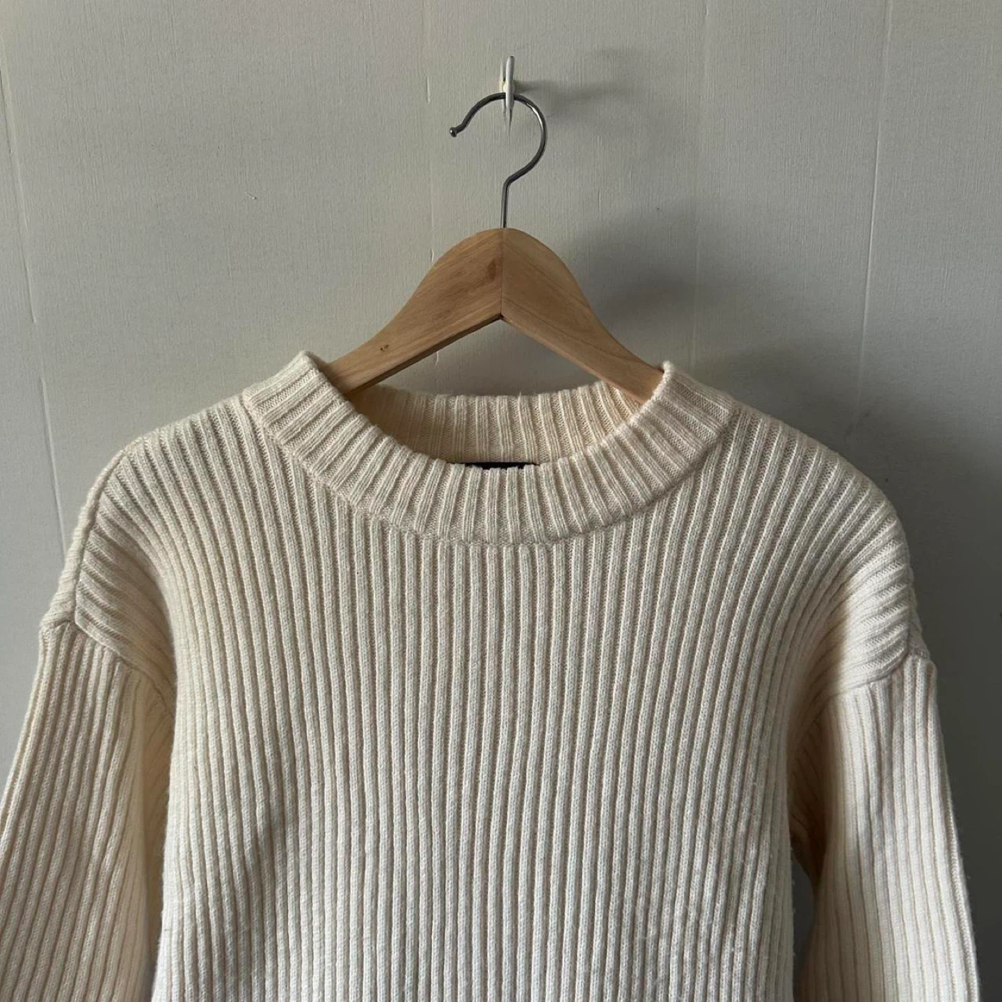 Ann Taylor Women's Cream and White Sweater - photo 3