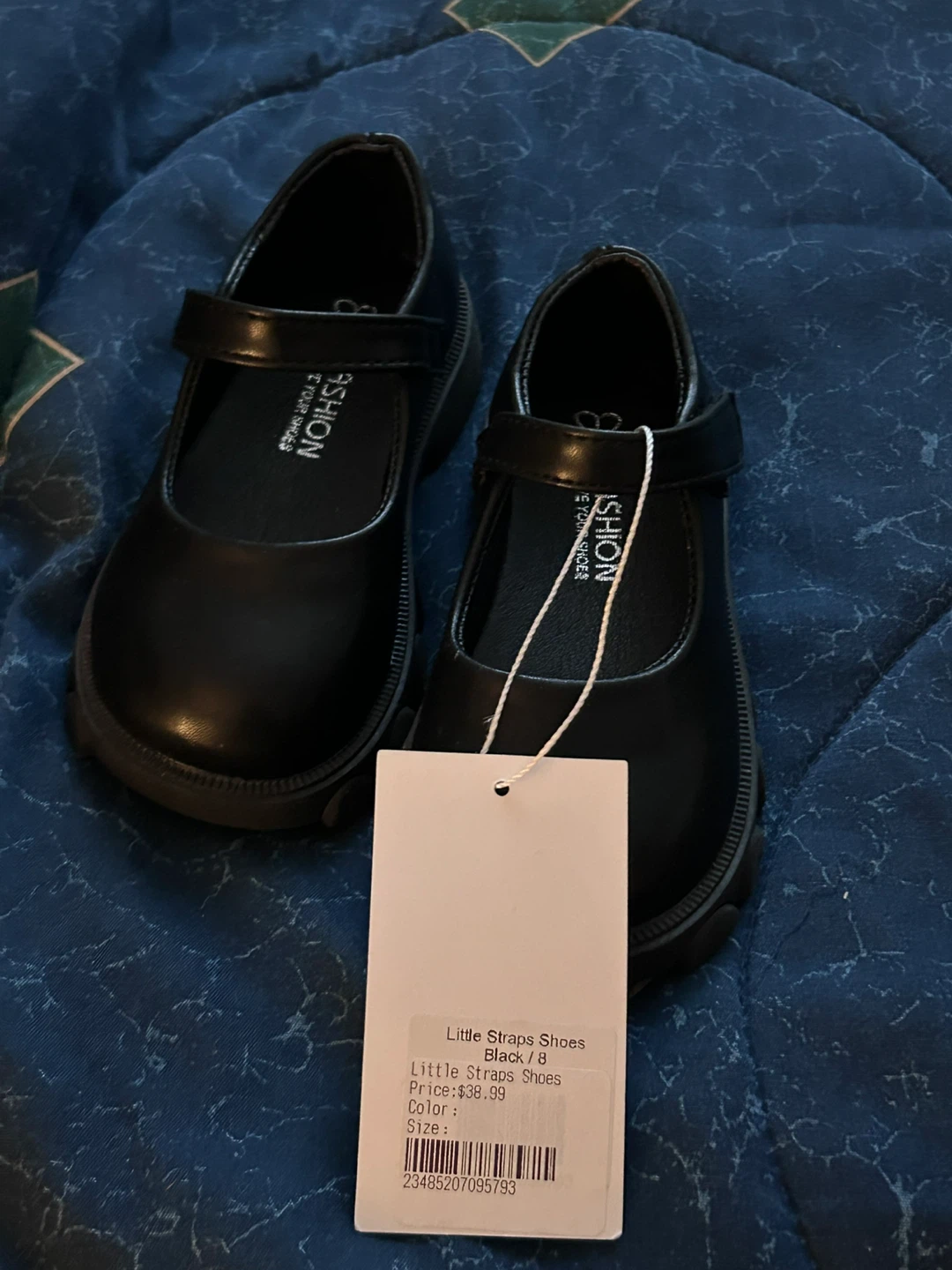 Little Straps Shoes Black Size 8