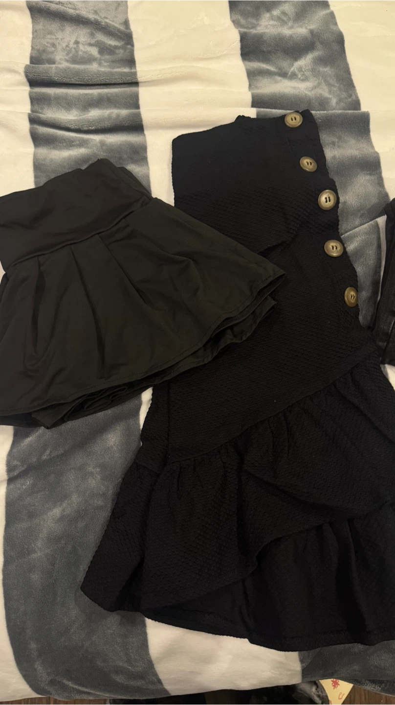 Bundle of Old Navy and Zara Jeans, Skirts, etc - photo 3