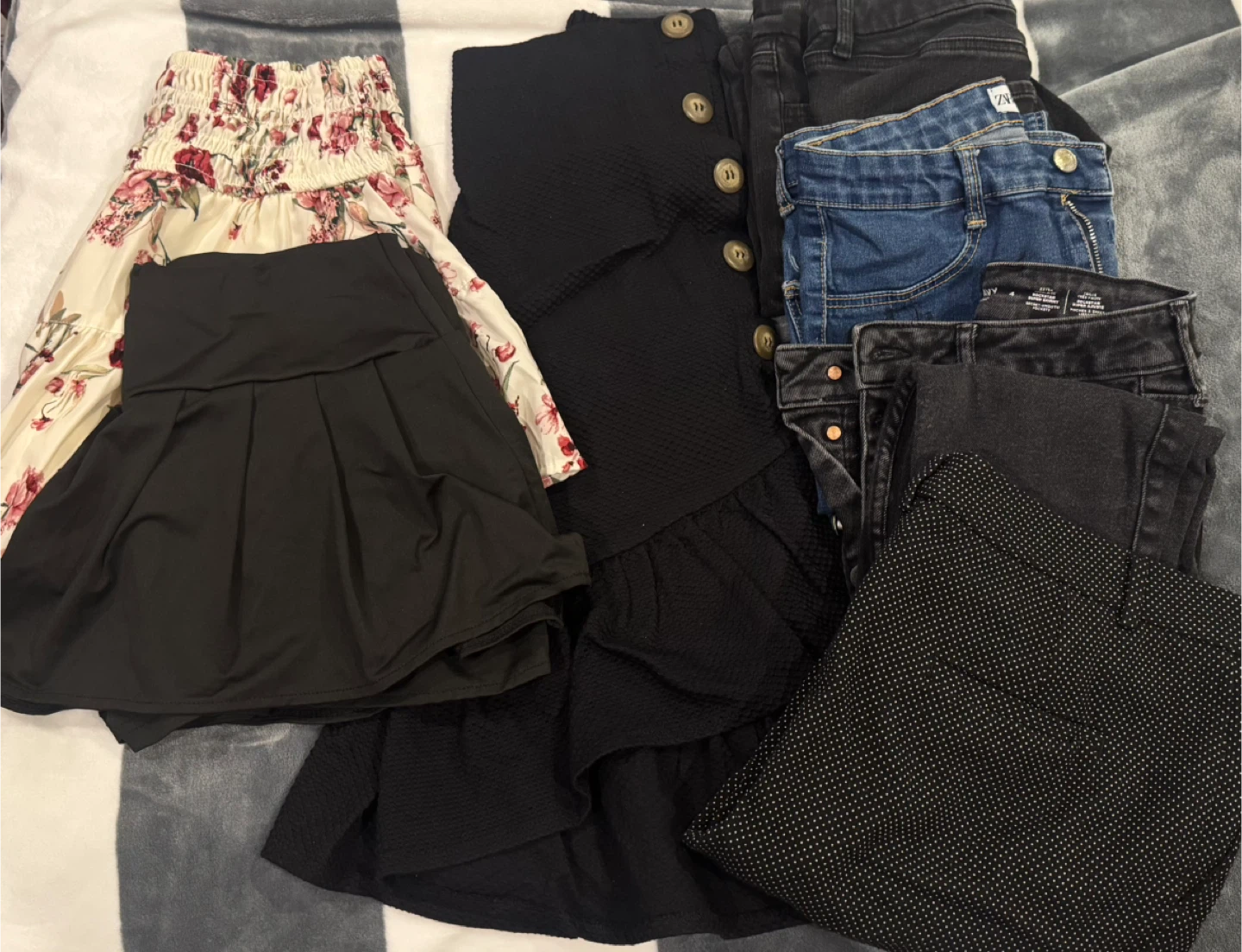 Bundle of Old Navy and Zara Jeans, Skirts, etc