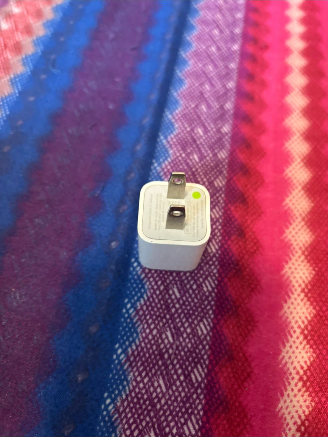 Apple iPhone USB Power Adapter Charger Block (Lot of 4) - photo 3