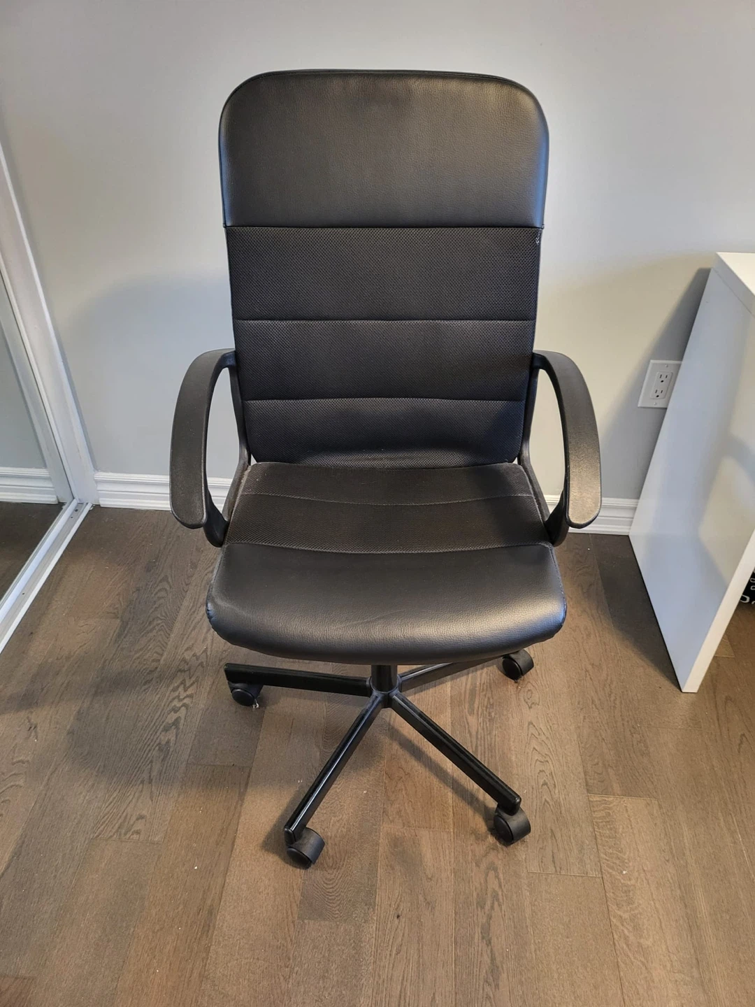 Black Office Chair