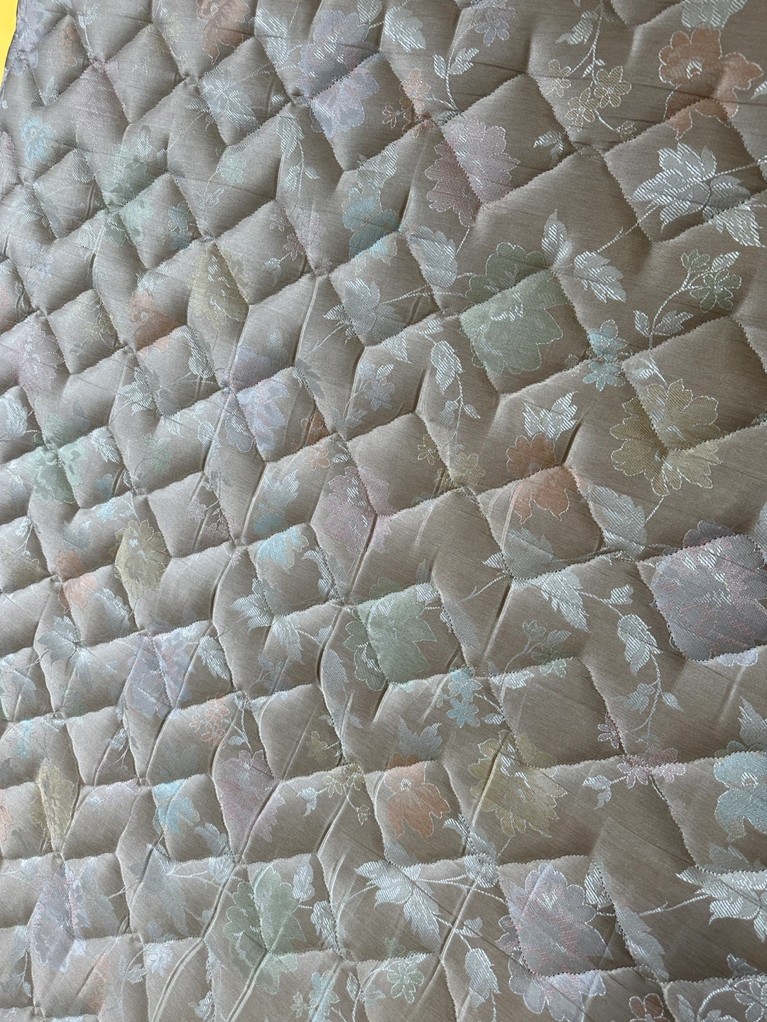 Queen Size Mattress - photo 3